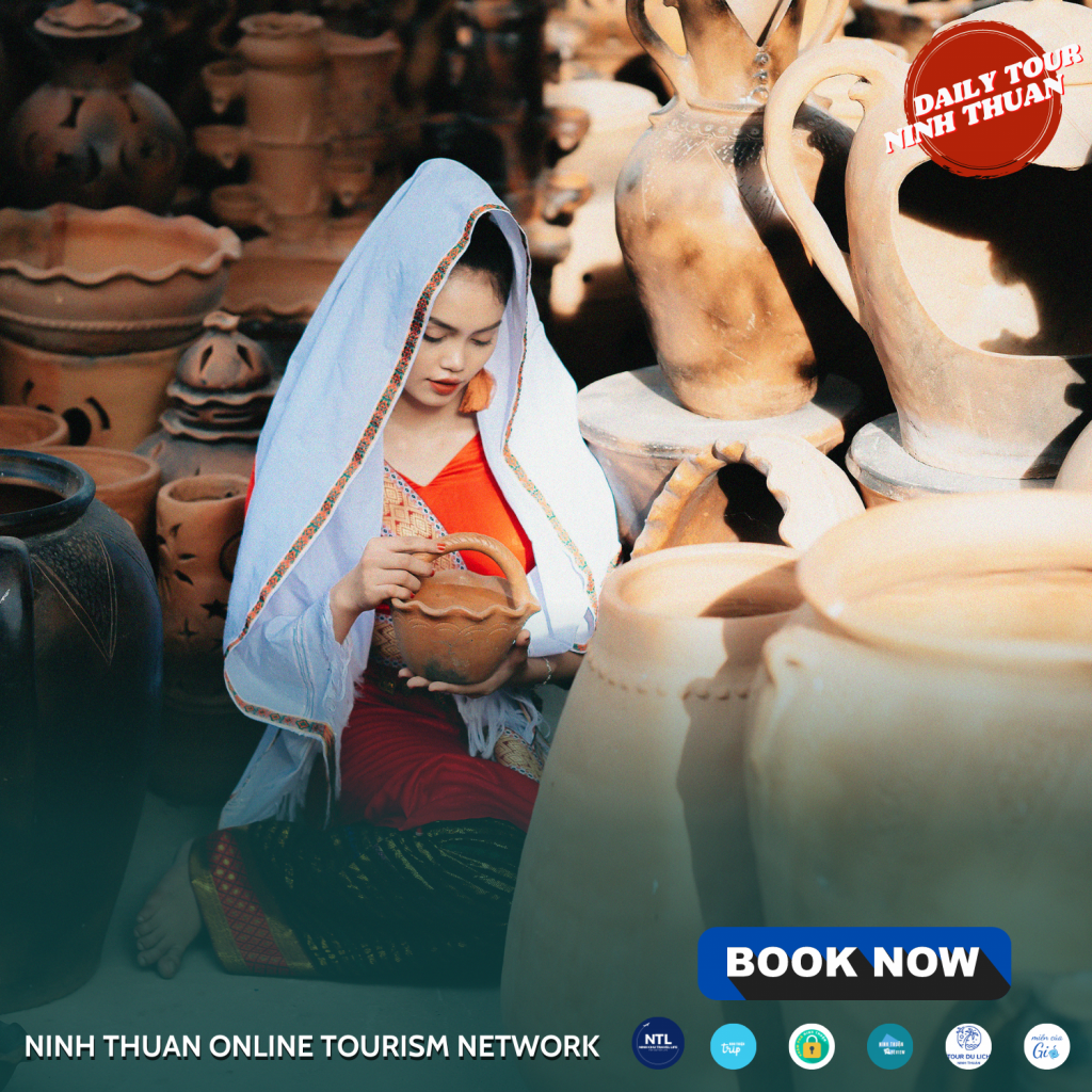 Làng gốm truyền thống Chăm Bàu Trúc là điểm đến tham quan nổi tiếng ở Ninh Thuận. Ảnh: AD